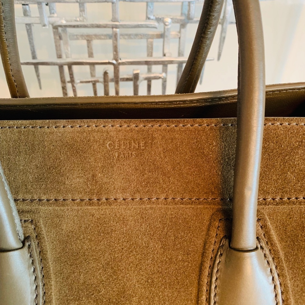 CÉLINE, A Dark Green Medium Phantom Tote bag. - Picture 5 of 8